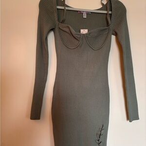 Urban Outfitters BNWT sage long sleeve dress